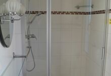 Bad mit Dusche Ferienhaus Zum Anleger 16 in Hohen Wieschendorf